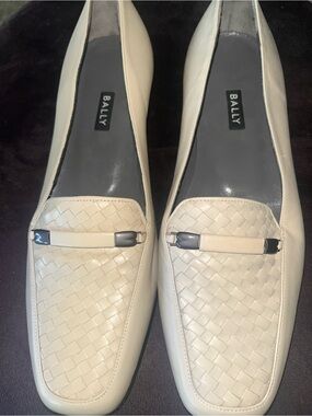 RARE FIND. Bally Cream Woven Leather Loafers with Silver Bit